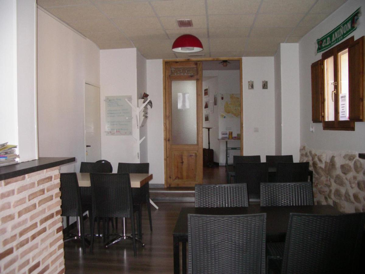 Apartamentos La Fonda Aninon Ngoại thất bức ảnh